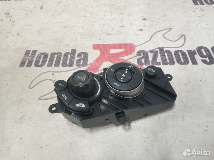 Блок управления климат-контролем Honda Civic 5D 8