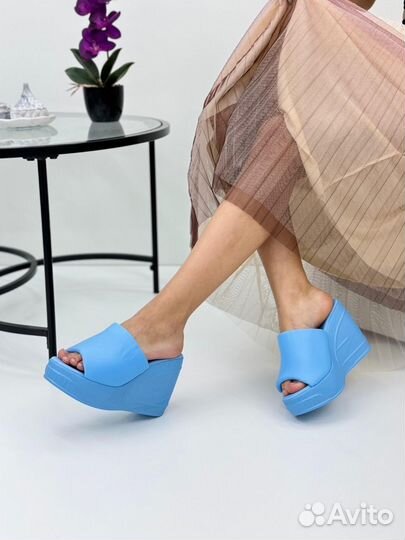 Шлепанцы женские