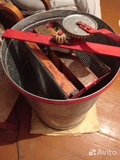 Медогонка 2х рамочная