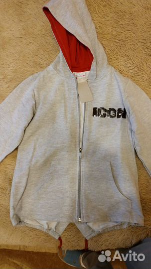 Кофта ветровка