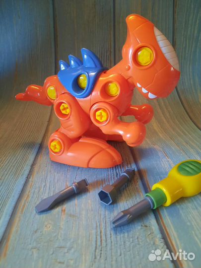 Конструктор Динозавр с отвёрткой