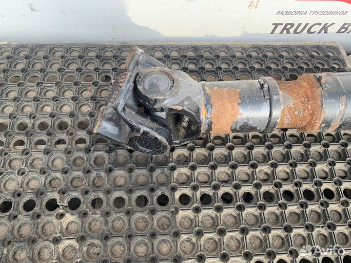 1067758 Вал карданный 1430x1230x80 мм