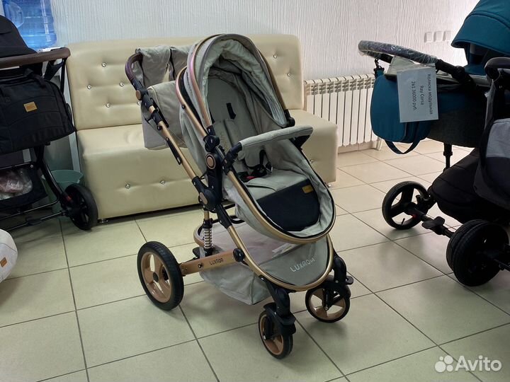 Коляска для новорожденных