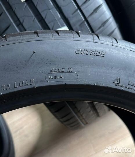 Michelin Pilot Sport 4 S 285/40 R23 и 325/35 R23