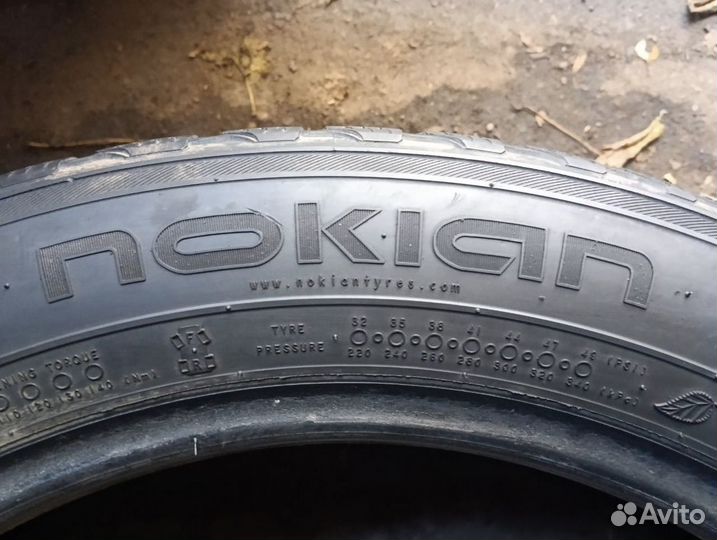 Nokian Tyres WR SUV 3 215/55 R18 95H