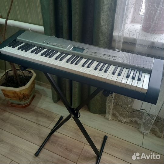 Синтезатор casio Lk - 125
