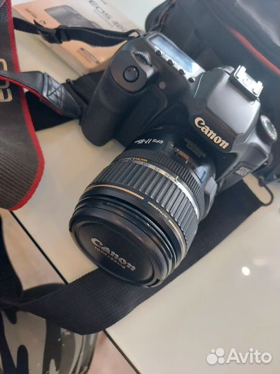 Зеркальный фотоаппарат Canon 40D