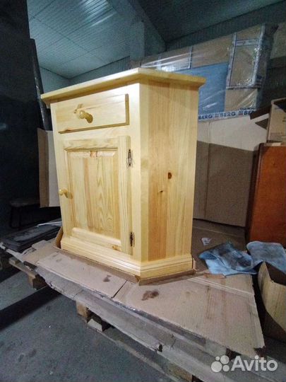 Тумба угловая