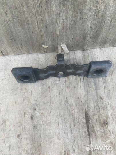 Ответная часть замка VW passat B6, B7, Cc