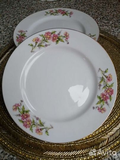 Тарелки фарфоровые Tono china Япония СССР