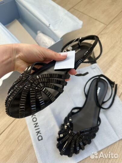 Сандалеты женские