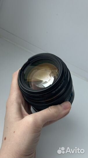 Объектив canon 85mm 1.8