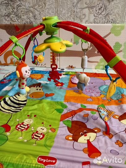 Развивающий коврик tiny love