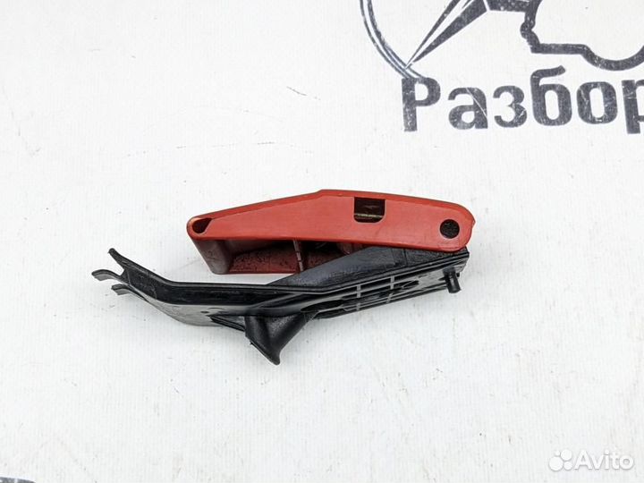 Ручка открытия капота w124 E-class 606.910