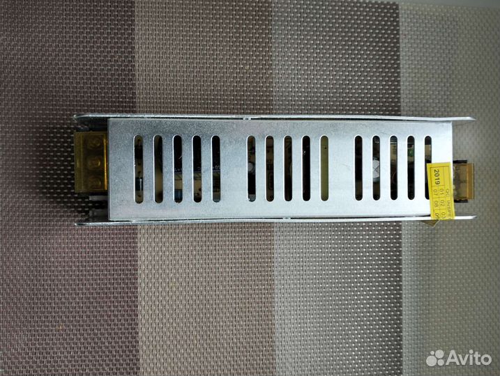 Блок питания для светодиодной ленты