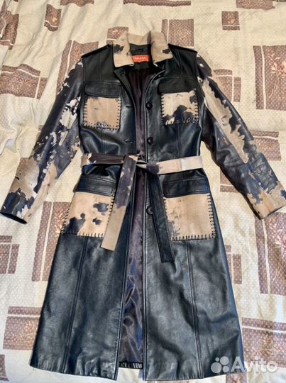 Кожаный плащ