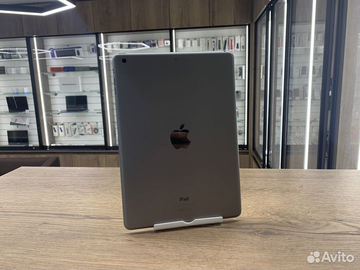 Apple iPad Air 16gb Space Gray