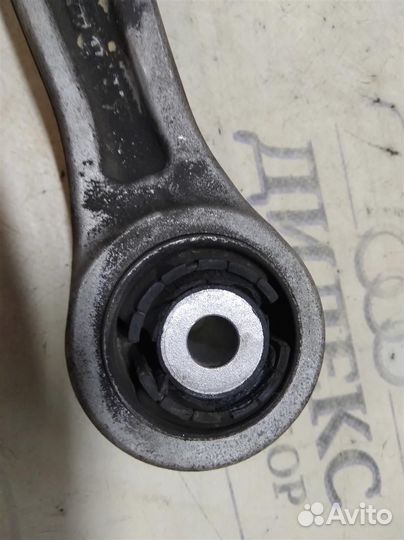 Рычаг передний нижний правый Audi Q5