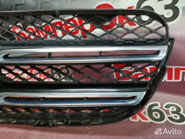 Решетка радиатора передняя Mercedes-Benz GLC-Class