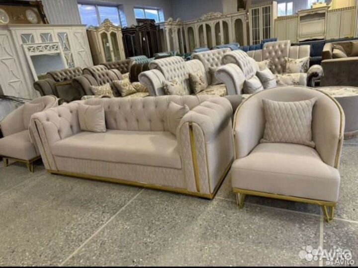 Диван и кресло