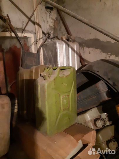 Канистра бу