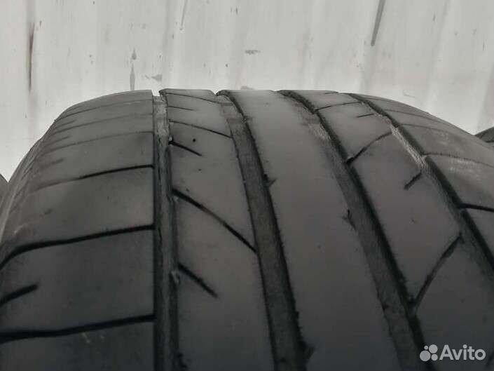 Bridgestone Potenza RE040 235/55 R17 99Y
