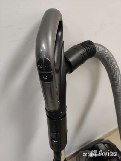 Пылесос Samsung sc20f70hb