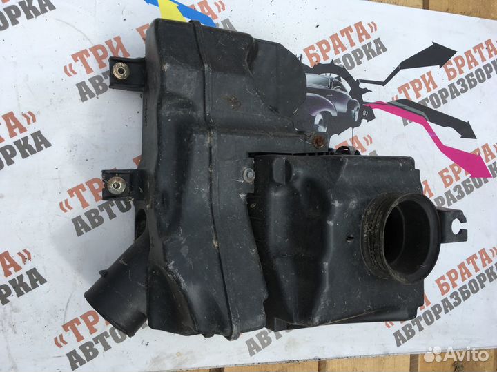 Хонда CR-V Корпус воздушного фильтра с абсорбером
