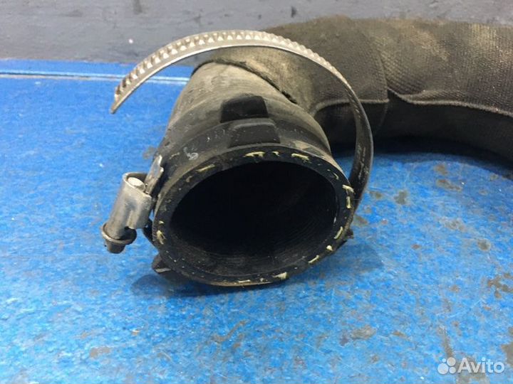 Патрубок интеркулера Audi A4 B8