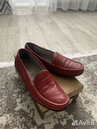 Женские туфли, мокасины красные кожаные 36 р