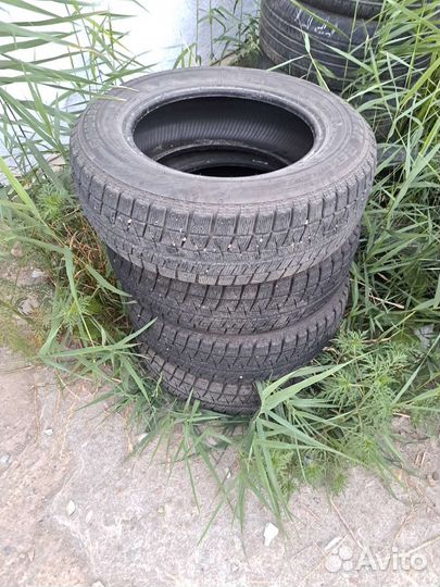 Bridgestone Blizzak DM-V2 195/65 R15 31J