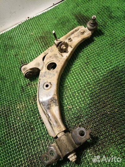 Рычаг передний левый Mazda 323 BA 1996