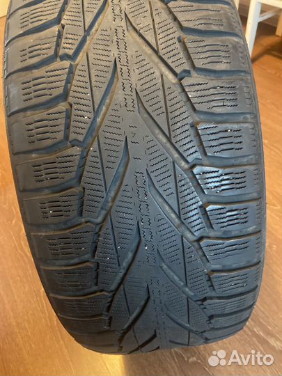 Nokian Tyres Hakkapeliitta R2 SUV 255/50 R19 107V