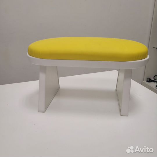 Подставка под руку для маникюра