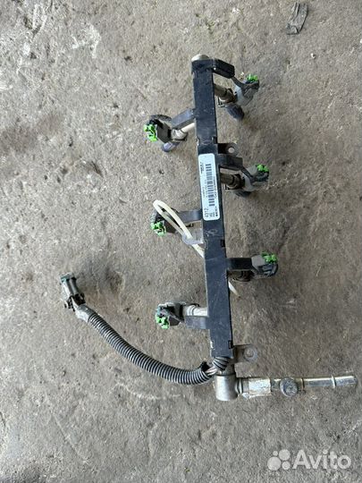 Cadillac srx комплект форсунок