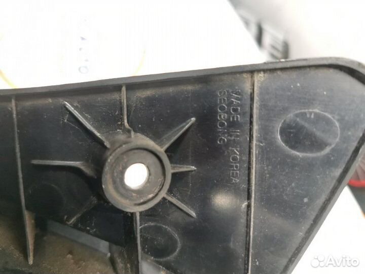 Стоп-сигнал задний левый Opel Antara 2.2 дизель