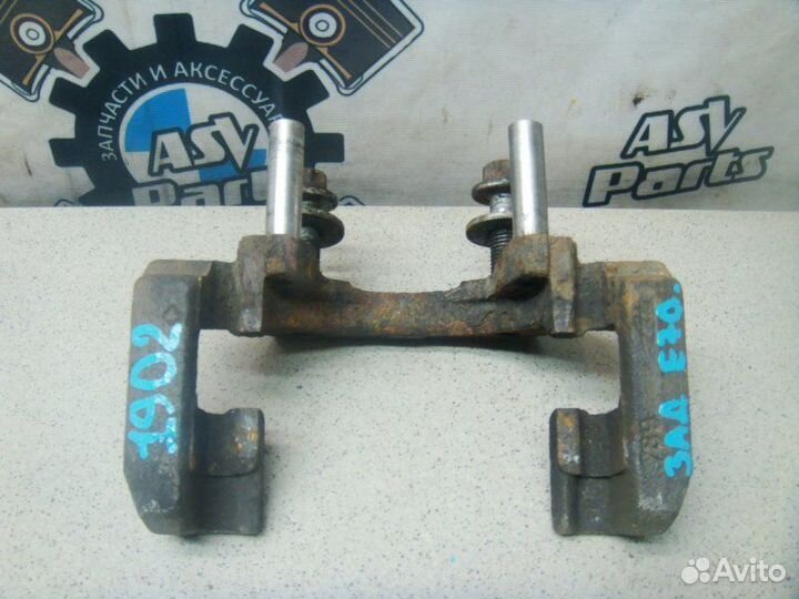 Скоба суппорта задняя Bmw X5 E70