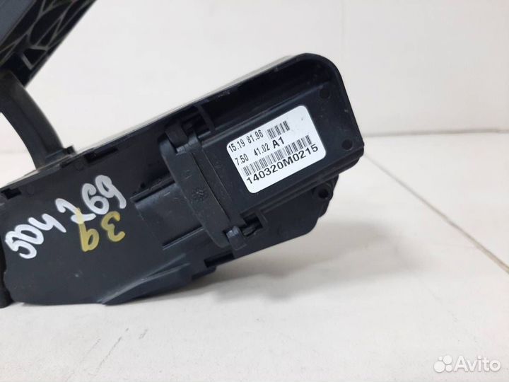 Педаль газа Hyundai Equus