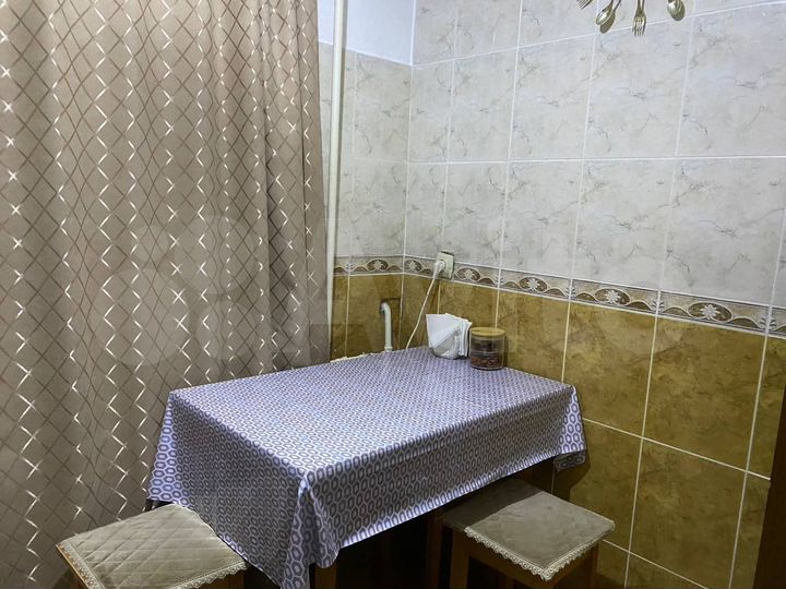 2-к. квартира, 46 м², 1/3 эт.