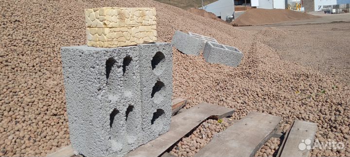 Керамзитный керамзитобетонный блок UJH1629