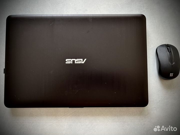 Ноутбук Asus