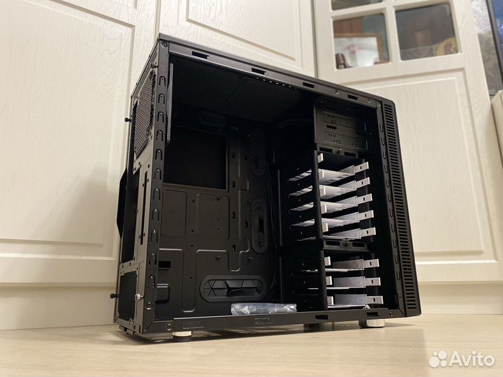 Fractal Design Define R4 Black Pearl