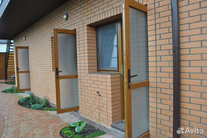 Двери со стеклом