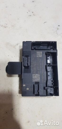 Блок комфорта передний правый Skoda Yeti