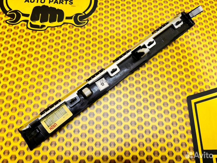 Накладка торпедо декоративная Kia Sorento Prime UM