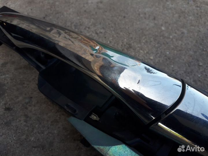 Ручка двери задняя правая Infiniti QX56 QX80