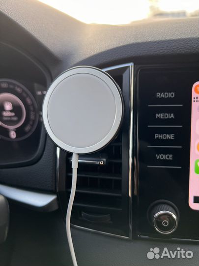 Крепление подставка в авто Apple MagSafe оригинал