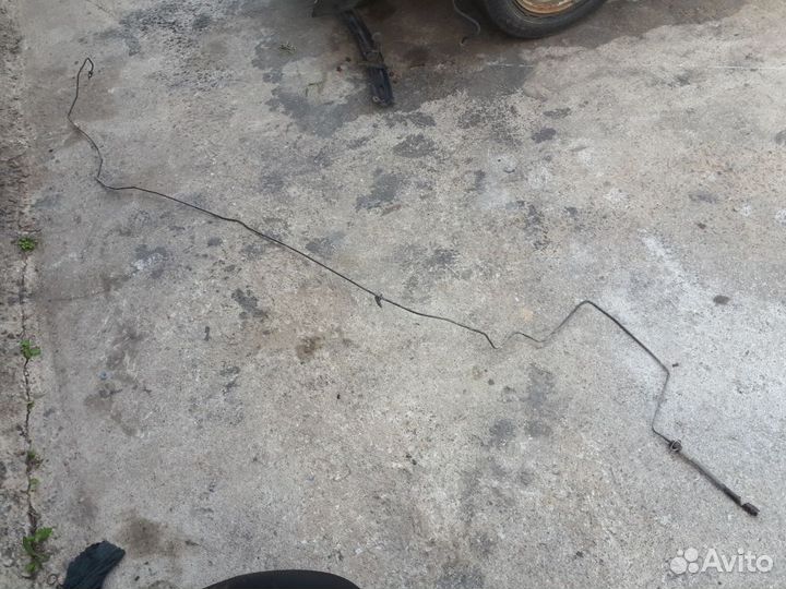 Трубка К шлангу левого заднего тормоза