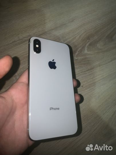 iPhone X, 64 ГБ