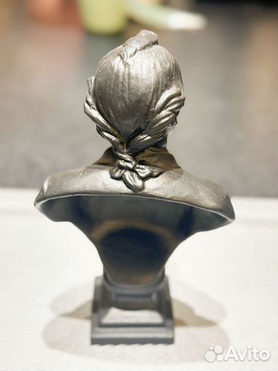 Статуэтка Бюст Суворов Касли чугун 91-95 год